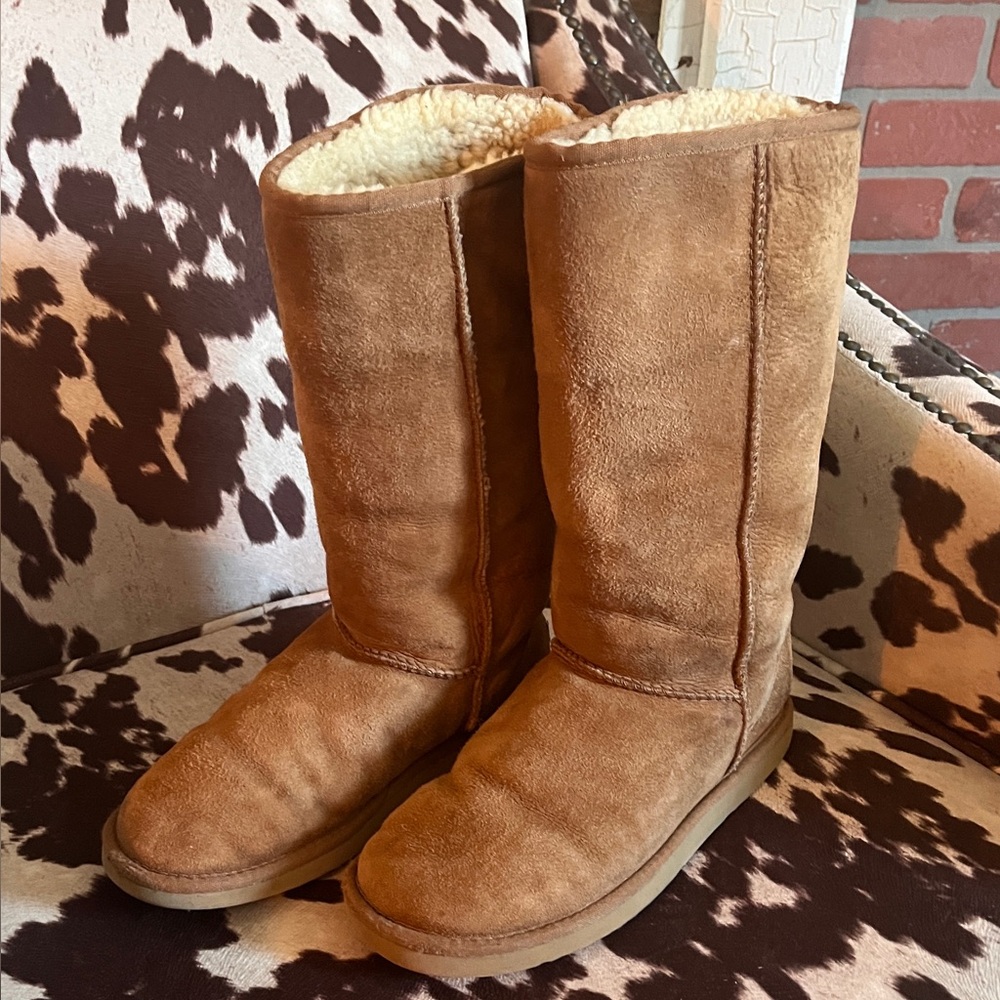 UGG Classic Tall Boots Chestnut